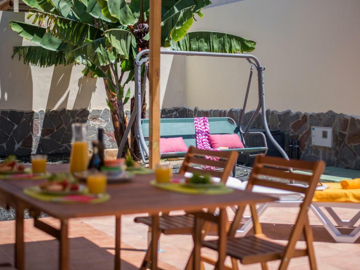 Amazing Villa Viktoria! Pool Big Gardenアデヘ エクステリア 写真