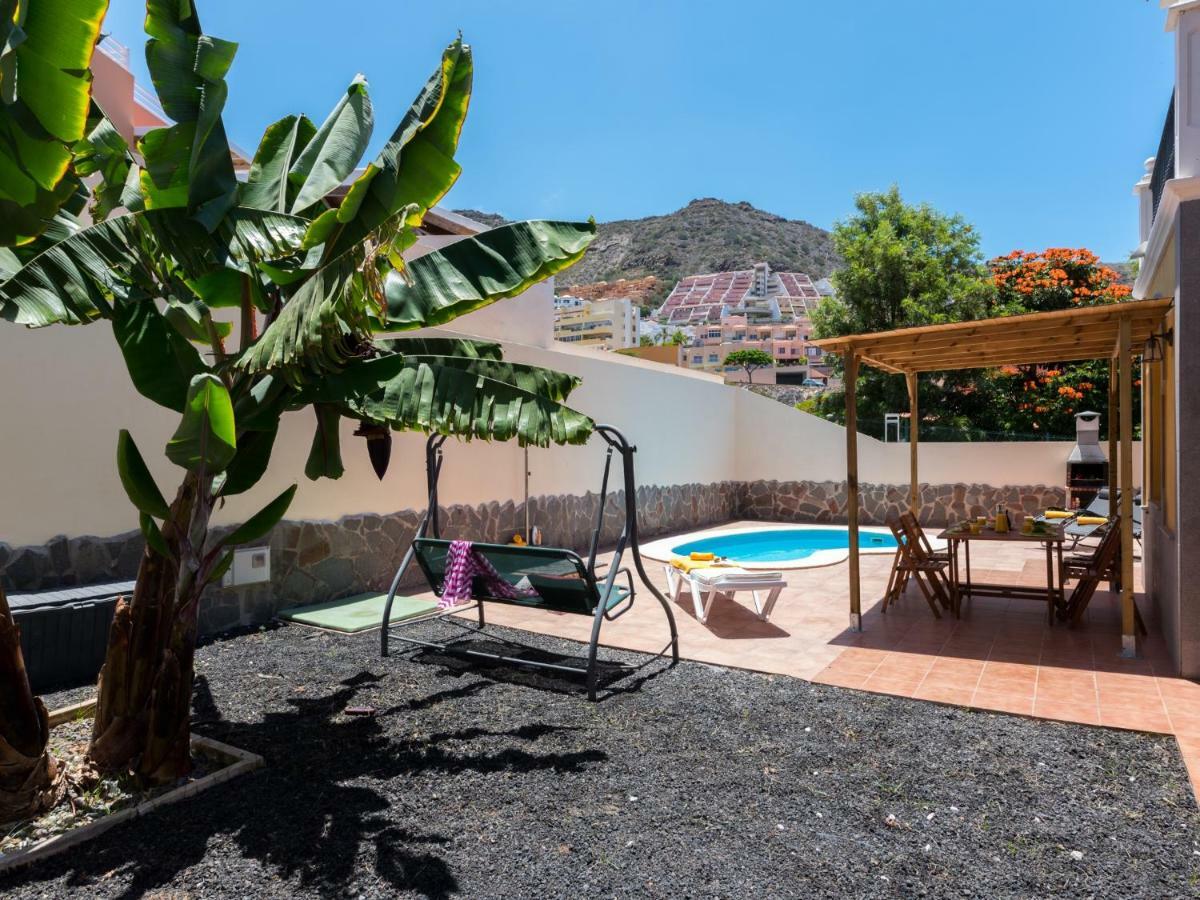 Amazing Villa Viktoria! Pool Big Gardenアデヘ エクステリア 写真